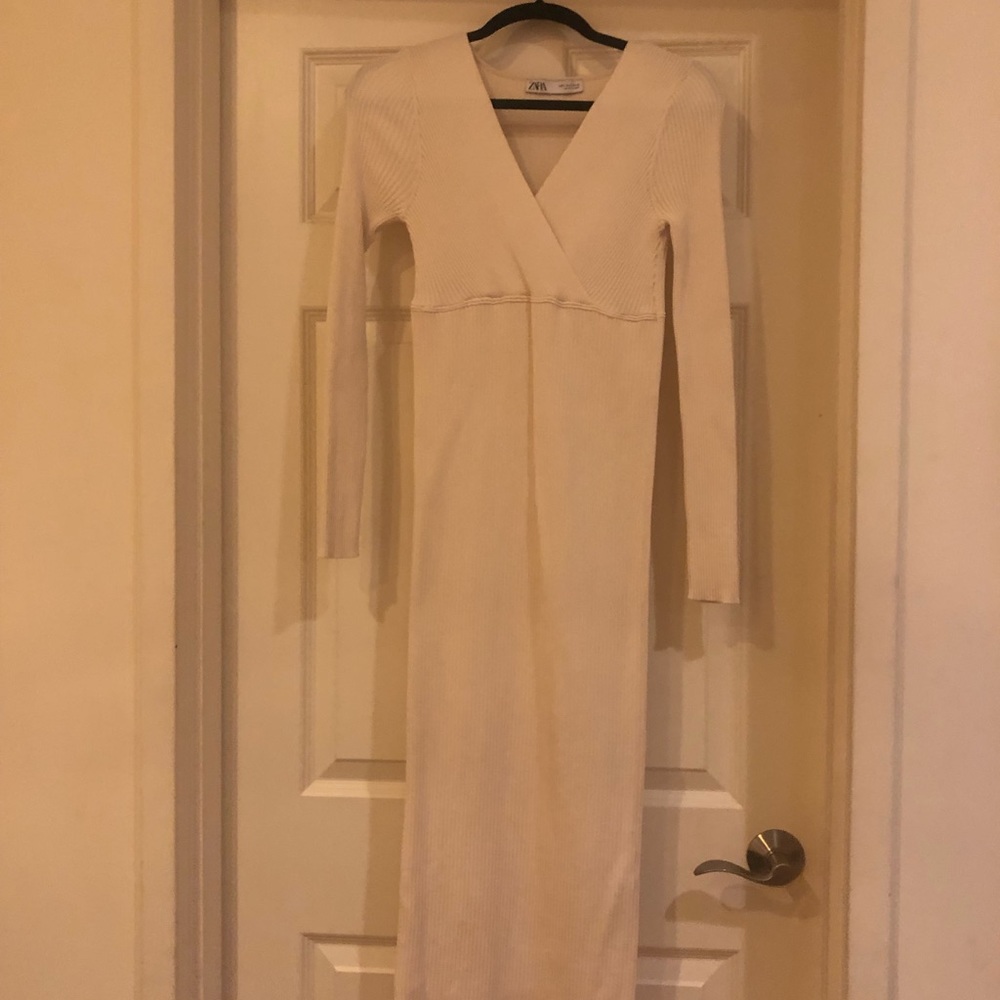 Zara Long Cream Ribbed Dress - Picture 2 of 6